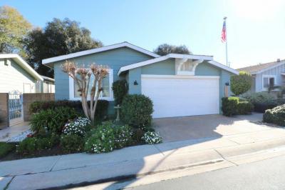 Photo 2 of 37 of home located at 2509 Park Lake Unit#182 Santa Ana, CA 92701