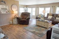 1975 Manufactured Home