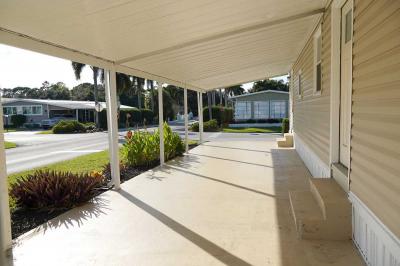 Photo 4 of 27 of home located at 93 NE North Warner Drive Jensen Beach, FL 34957