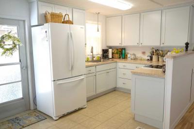 Photo 4 of 26 of home located at 212 NE Forrest Cour Jensen Beach, FL 34957