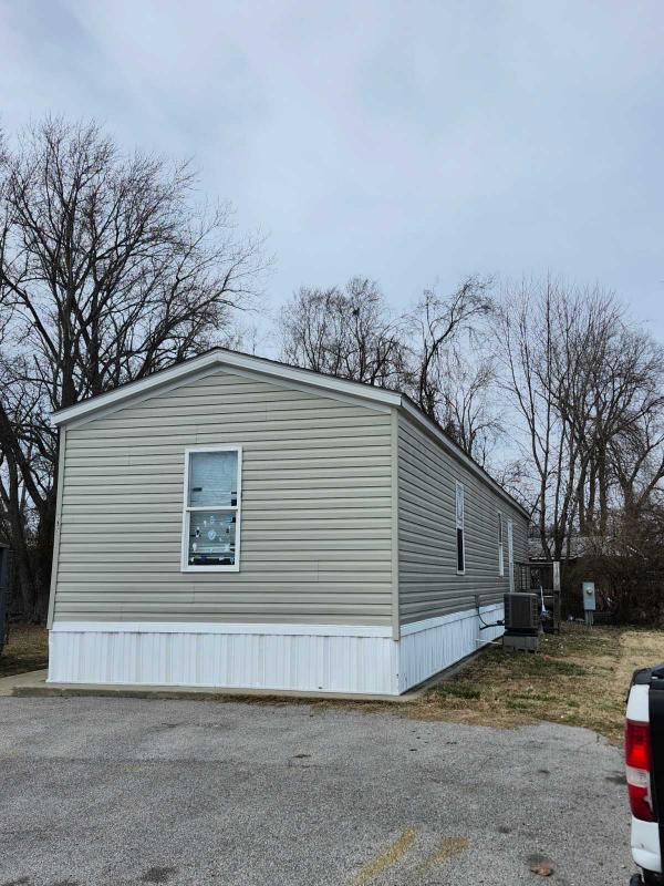 2019 Champion  KSN103 Mobile Home