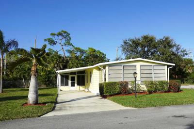 Photo 2 of 25 of home located at 325 NE Turquoise Terrace Jensen Beach, FL 34957