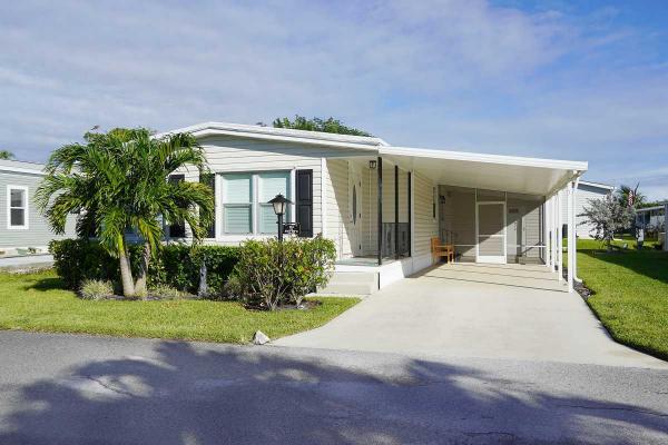 1981  Mobile Home For Sale