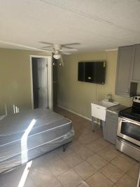 1979 GLEN Manufactured Home