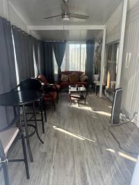 1979 GLEN Manufactured Home