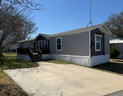 Mobile Home at 4937 Stuart Rd, Trlr 329 Denton, TX 76207