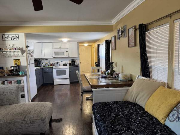 Photo 1 of 2 of home located at 11940 N Us Hwy 301 Lot 16 Thonotosassa, FL 33592