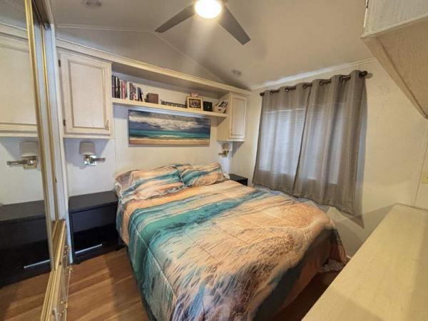 1997 Fleetwood Manufactured Home