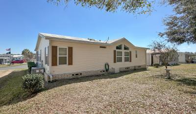 Photo 2 of 18 of home located at 925 W Norman St Lady Lake, FL 32159