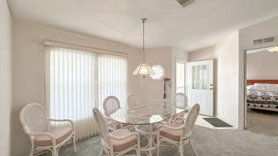 Photo 4 of 18 of home located at 925 W Norman St Lady Lake, FL 32159