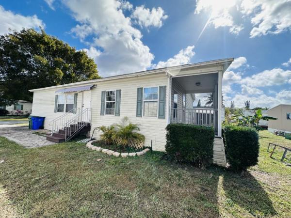 2010 Fleetwood Mobile Home For Sale