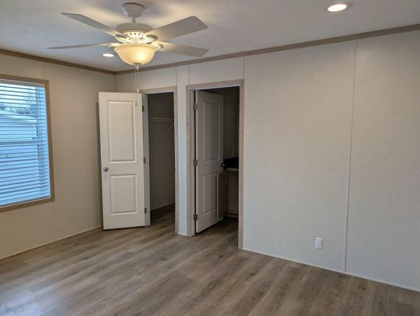 2026 clayton 96CCS16663BH26 Mobile Home