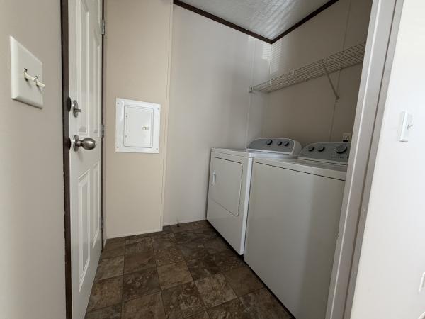 2015 Clayton NA Mobile Home