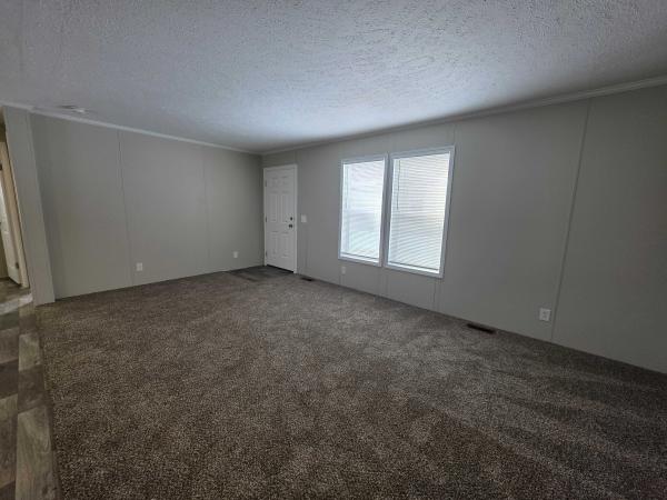 2021 Champion - Topeka Mobile Home