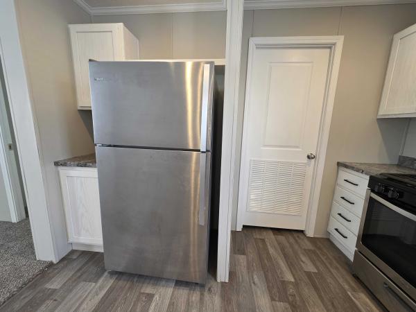 2021 Champion - Topeka Mobile Home