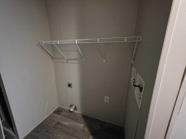 2021 Champion - Topeka Mobile Home