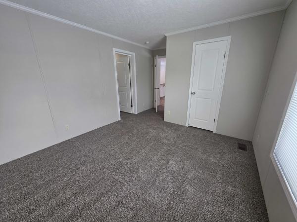 2021 Champion - Topeka Mobile Home