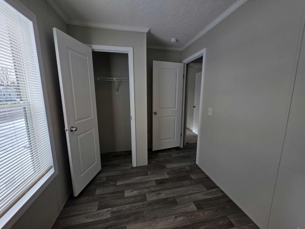 2021 Champion - Topeka Mobile Home