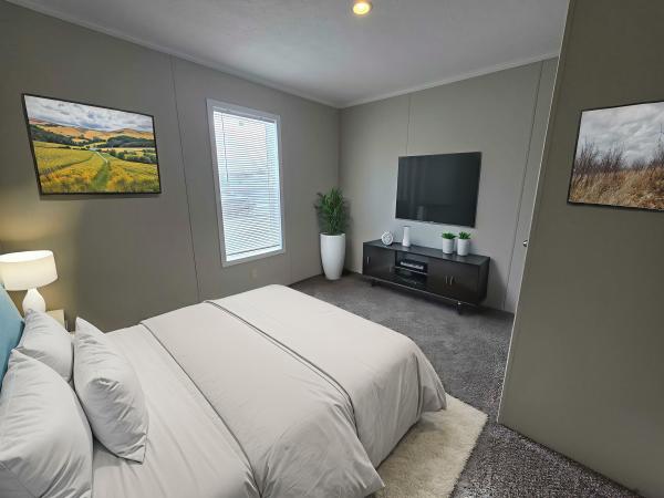 2021 Champion - Topeka Mobile Home