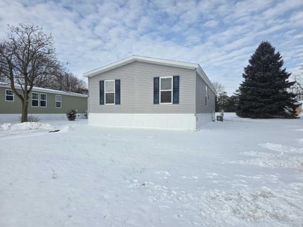 2021 Champion - Topeka Mobile Home