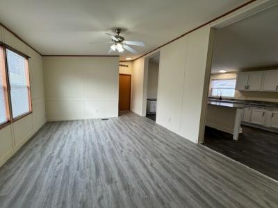 Photo 3 of 6 of home located at 28690 Parkview Flat Rock, MI 48134