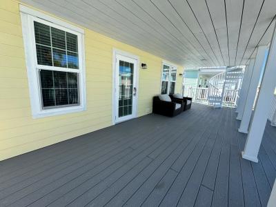 Photo 4 of 25 of home located at 417 E Intercoastal Dr Jensen Beach, FL 34957