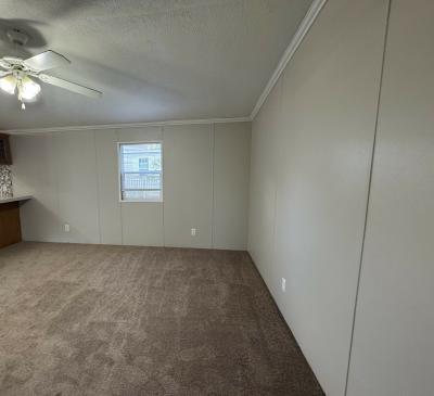 Photo 3 of 16 of home located at 280 Roxbury Park Goshen, IN 46526