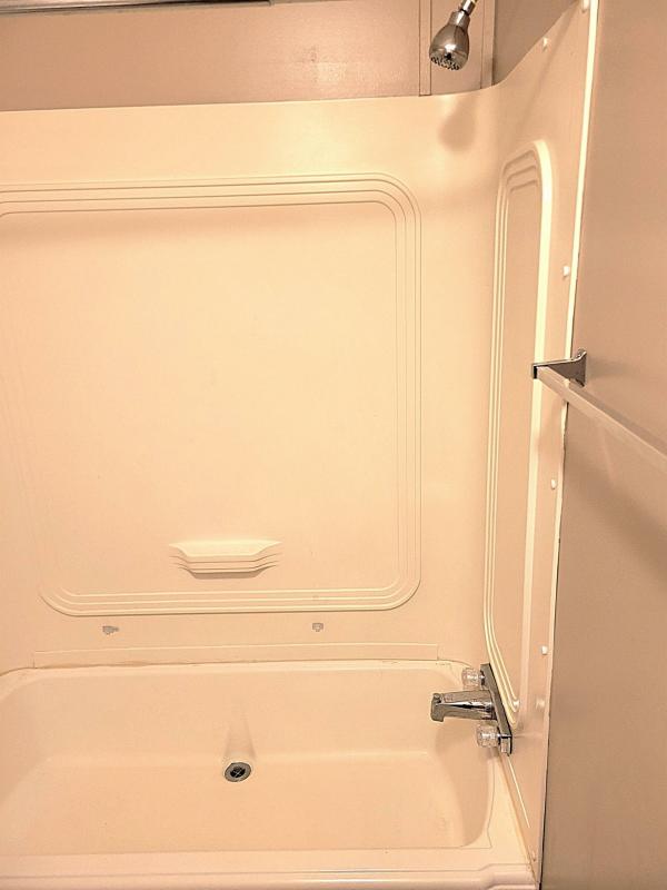 2005 Fleetwood  Festival (2663L)  Home