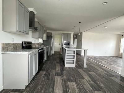 Mobile Home at 423 Grady Avenue Lakeland, FL 33815