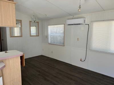 Photo 3 of 13 of home located at 1701 Skipper Rd #160 Tampa, FL 33613