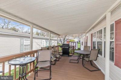 Photo 2 of 15 of home located at 7513 Gleneagle Drive Jessup, MD 20794