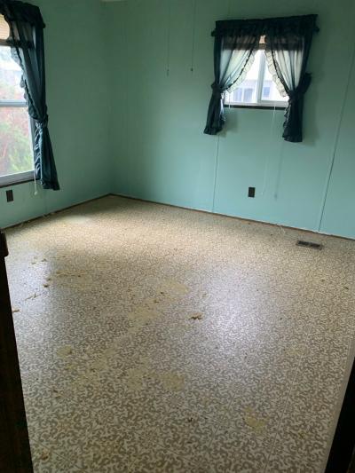 Photo 3 of 8 of home located at 2796 S Main Rd #028 Lebanon, OR 97355