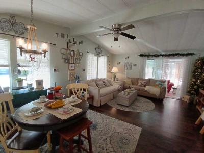 Photo 3 of 8 of home located at 7000 20th St., Lot 944 Okeechobee, FL 32966