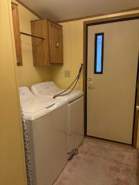 1990 Schult 2 bedroom Manufactured Home