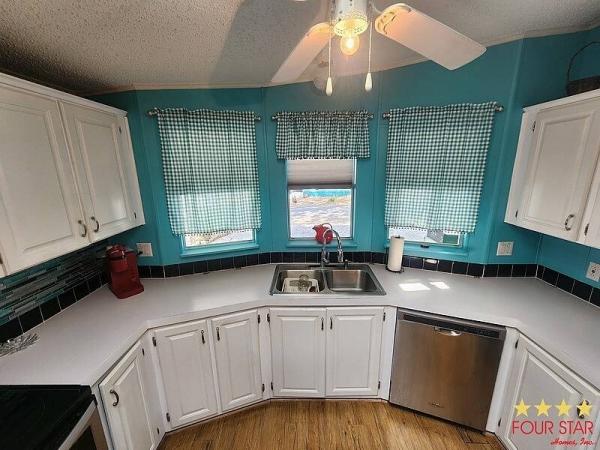 1995 Fleetwood  Home