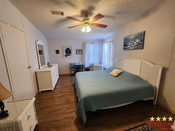 1995 Fleetwood  Home