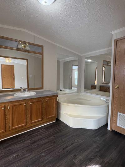 Photo 3 of 8 of home located at 3408 Sherwood Rd Bay City, MI 48706