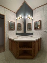 1996 Schult 2 bedroom 1 bath Manufactured Home