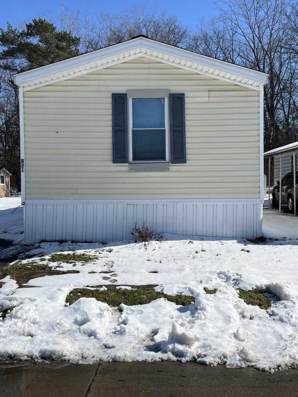 2003 Oakwood Manufactured Home