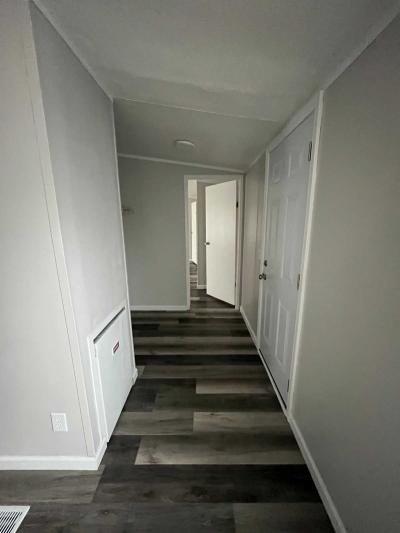 Photo 5 of 9 of home located at 1166 Lafayette Rd Lot B 21 Medina, OH 44256