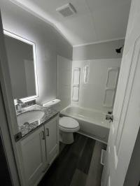 2003 Oakwood Manufactured Home