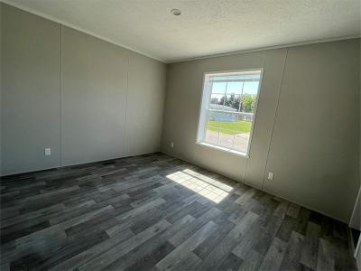 Photo 4 of 6 of home located at 5488 East Alder, Lot 70 Mount Pleasant, MI 48858