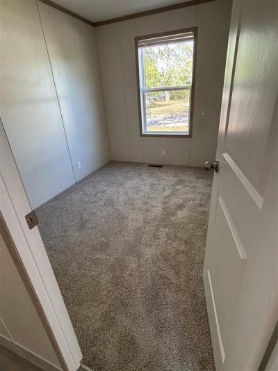 Photo 4 of 9 of home located at 10921 Whitmore Ct. #285 Omaha, NE 68142