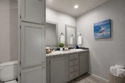 Photo 5 of 8 of home located at 11500 SW Kanner Hwy Indiantown, FL 34956