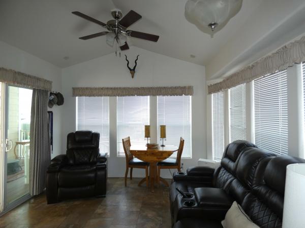 2016 CAVCO Mobile Home