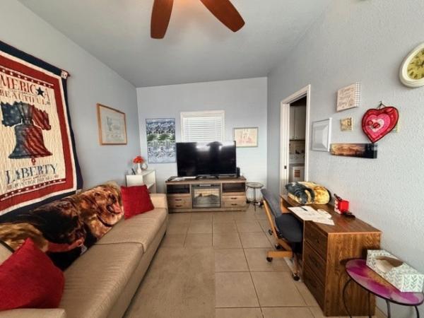 2011 Palm Harbor Manufactured Home