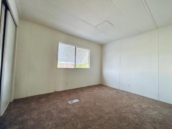 1982 Skyline Manufactured Home