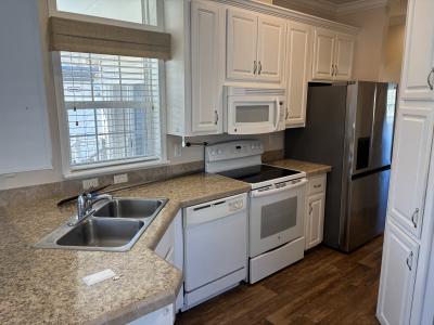 Photo 3 of 10 of home located at 900 Old Combee Rd 216 Lakeland, FL 33805