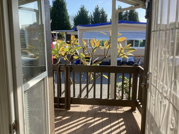 2005 Oak Manor OAK 9711 CT Mobile Home