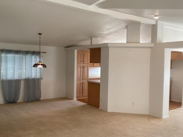 2005 Oak Manor OAK 9711 CT Mobile Home